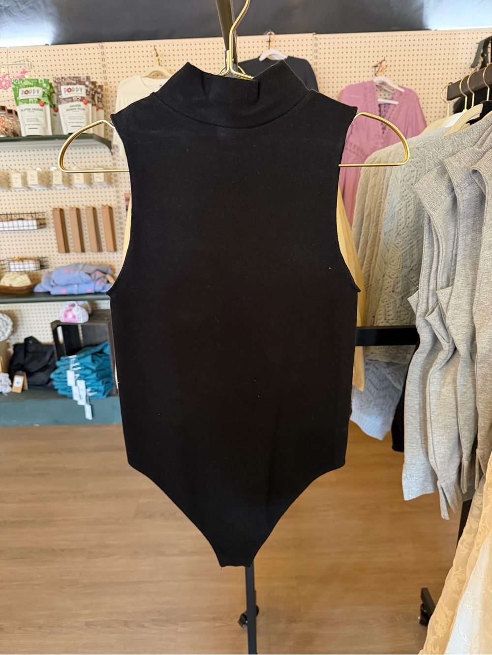 Good American Black Sleeveless Mock Neck Bodysuit (BOX 6)